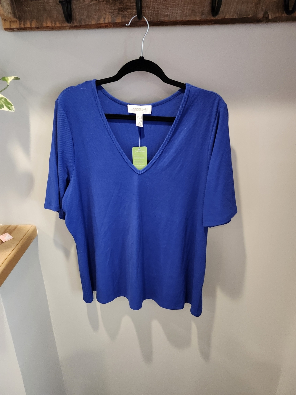 BNWT Addition Elle 3x Royal Blue V-Neck Ribbed Short Sleeve Tee